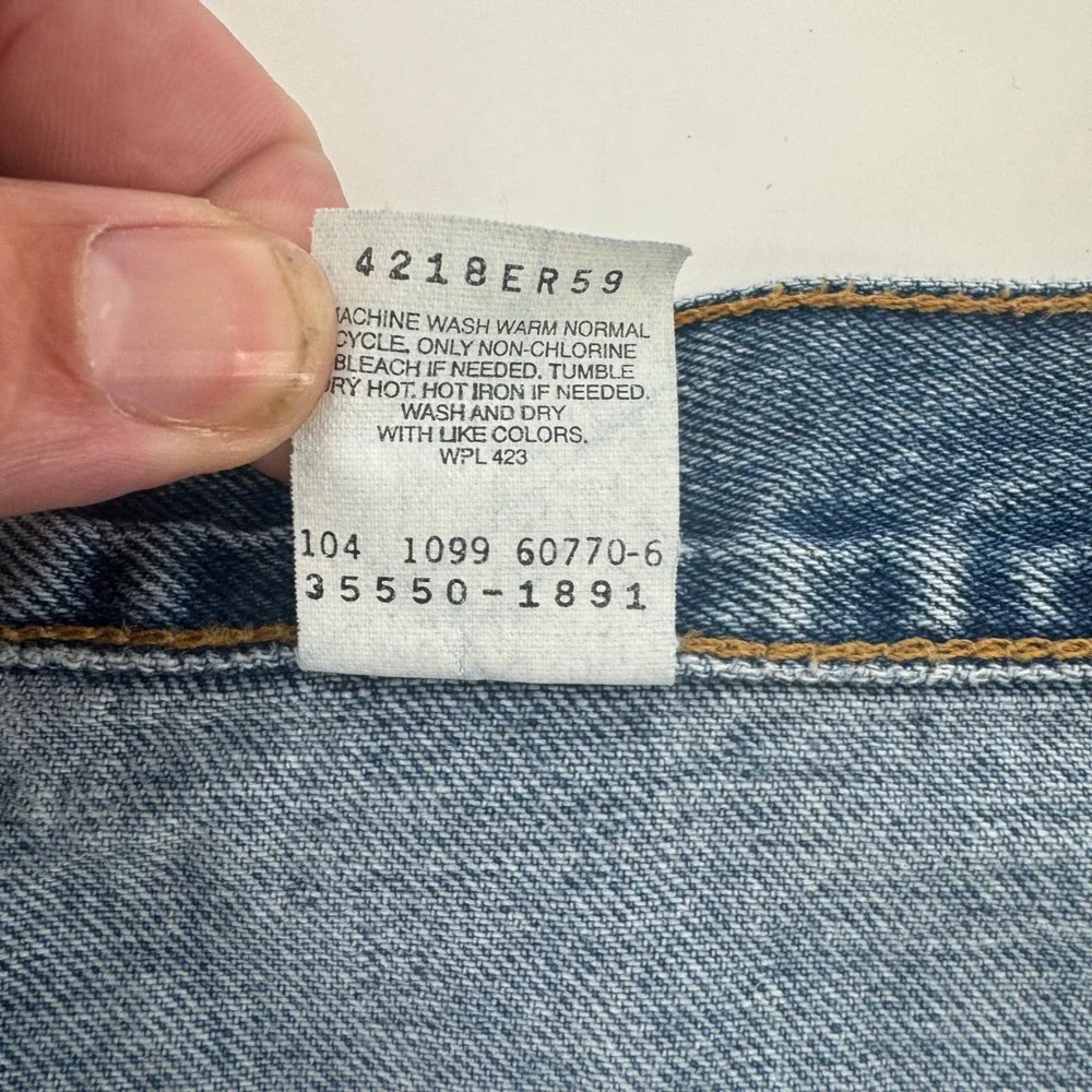 Levis 550 Relaxed Fit Denim Shorts Mens 38 Medium Wash Blue Vintage 35550-1891